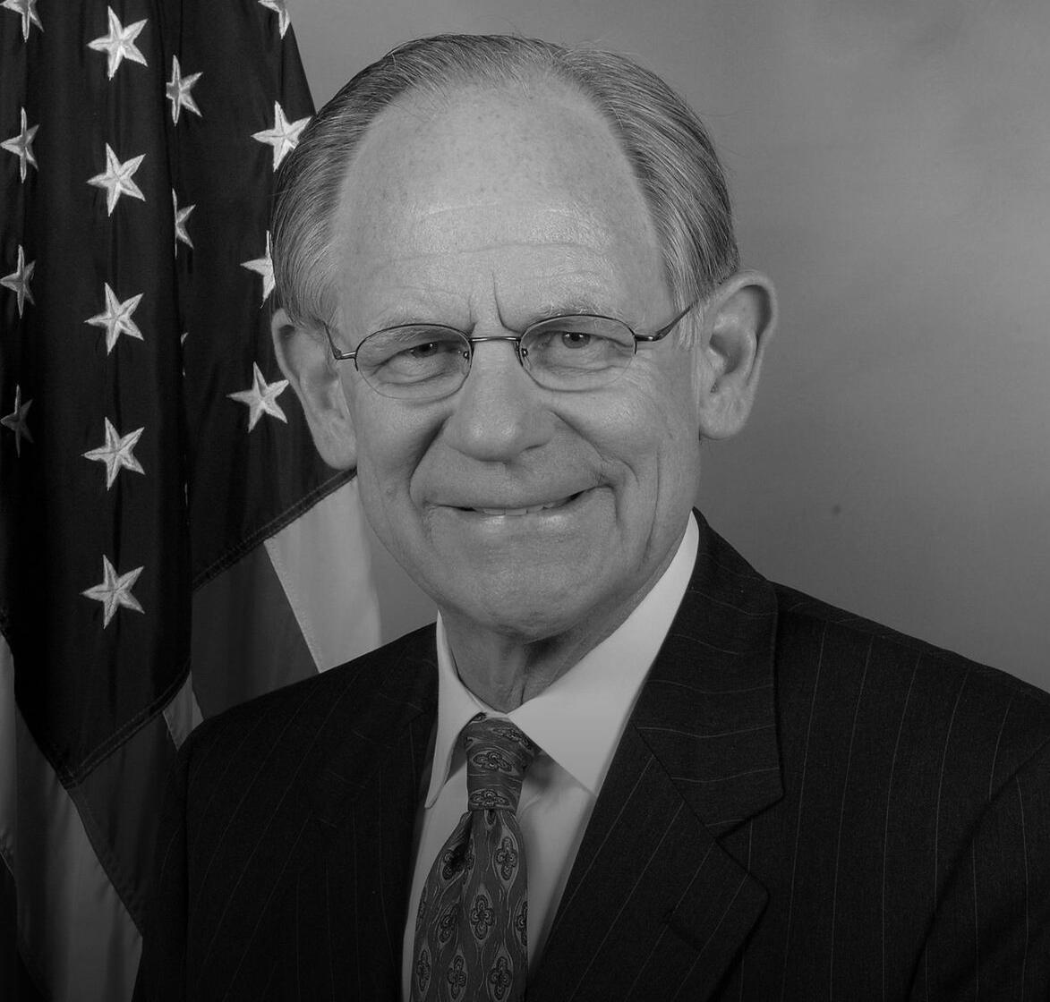 Visitation and Celebration of Life for former Gov. Mike Castle this week